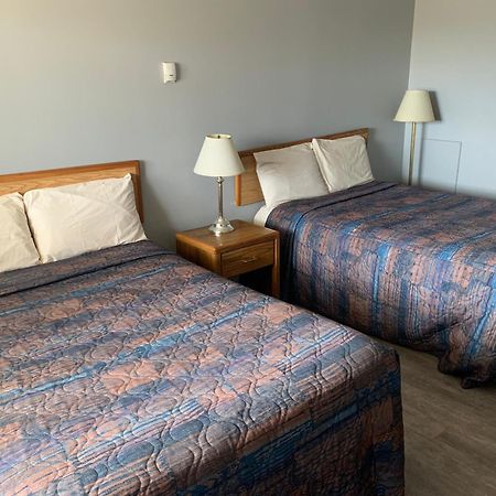 Wild Rose Inn Vegreville المظهر الخارجي الصورة