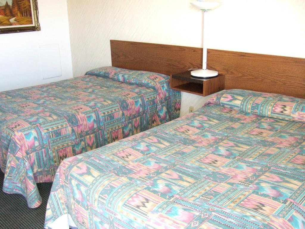 Wild Rose Inn Vegreville الغرفة الصورة
