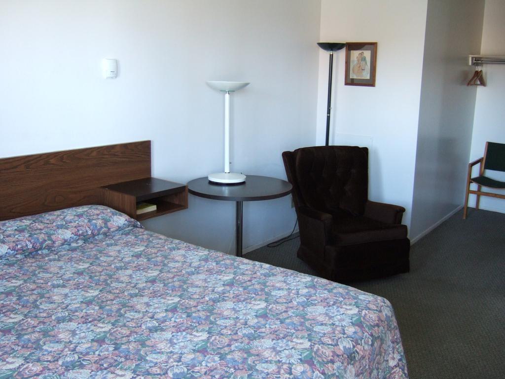 Wild Rose Inn Vegreville الغرفة الصورة