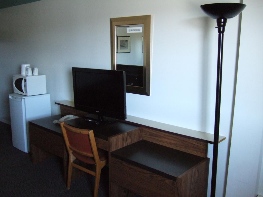 Wild Rose Inn Vegreville الغرفة الصورة