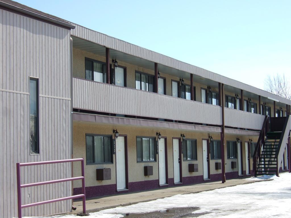 Wild Rose Inn Vegreville المظهر الخارجي الصورة